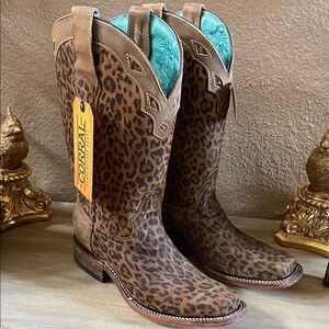 Corral Leopard Western Boots . New with Tags
